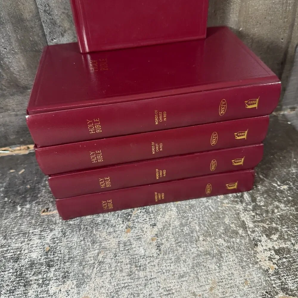 Thomas Nelson NKJV Bible 1982 Red Letter‎ Burgundy Cover Lot of 5